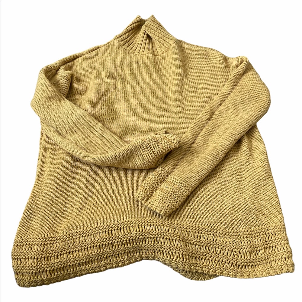 NWOT Old Navy amber turtleneck sweater SP